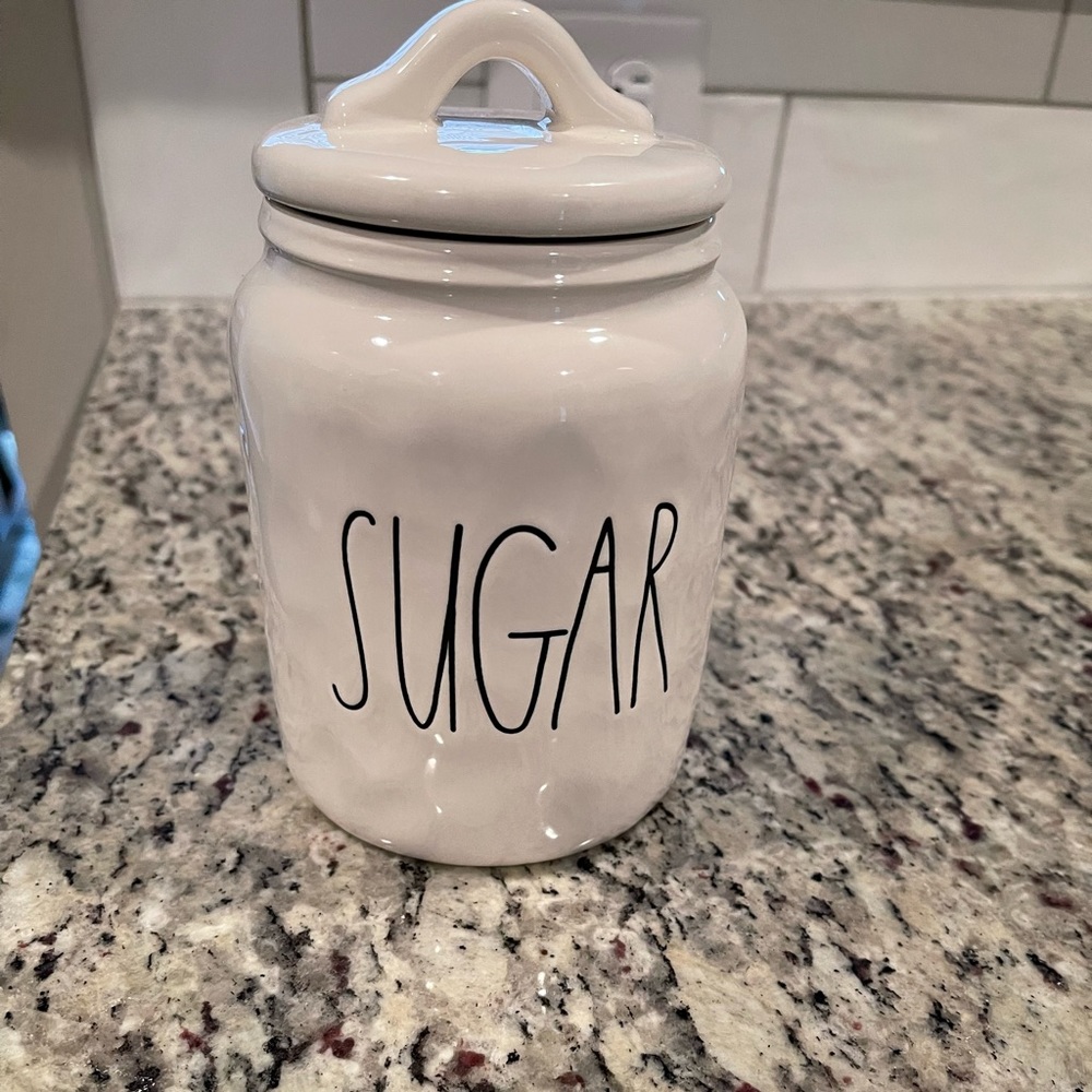 Rae Dunn Sugar medium canister
